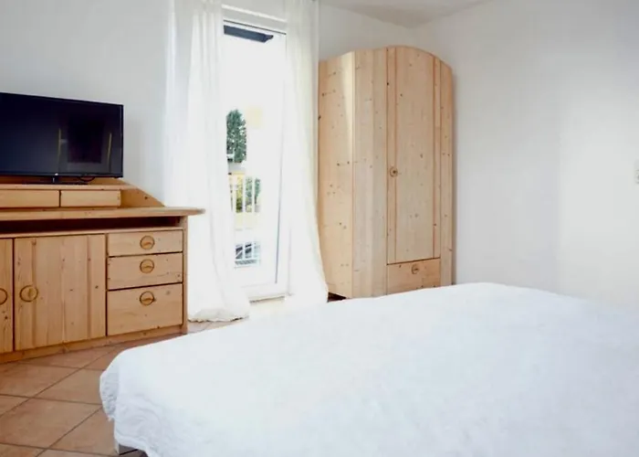 Ferienwohnung Tannen-Apotheke Eins